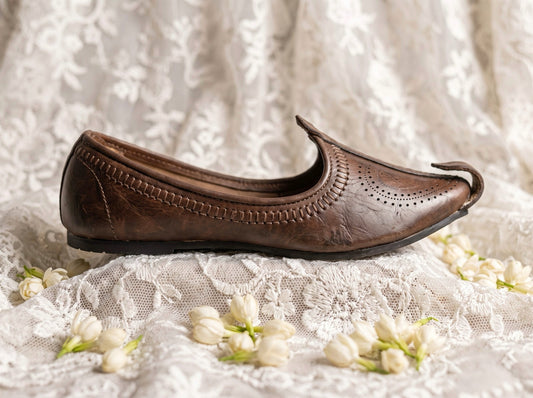 HANDCRAFTED BROWN MOJARI