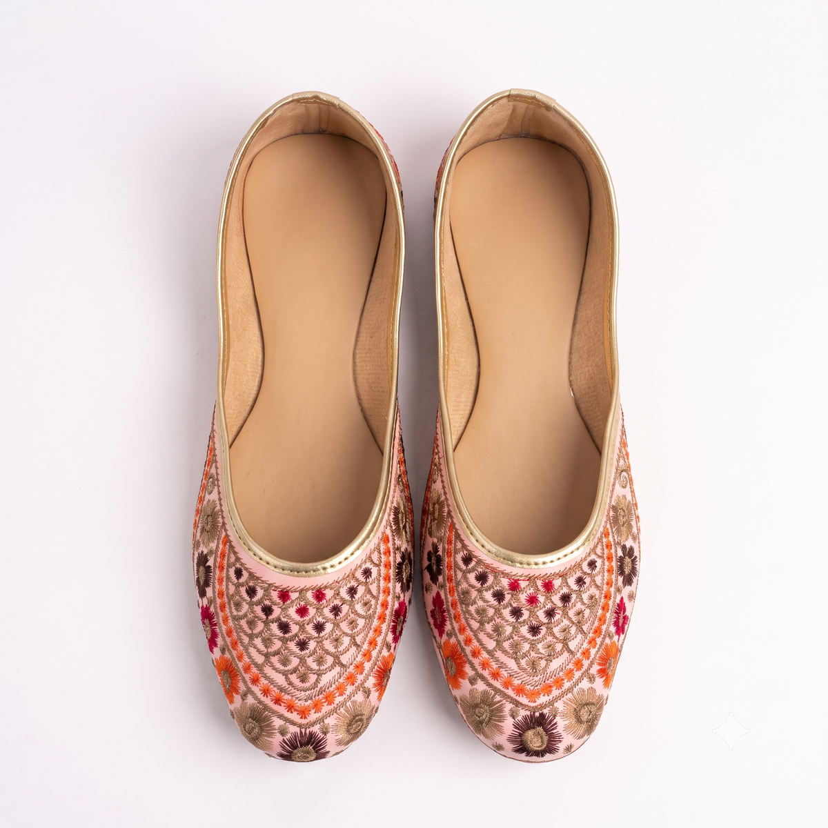 GULABI PETALS JUTTI