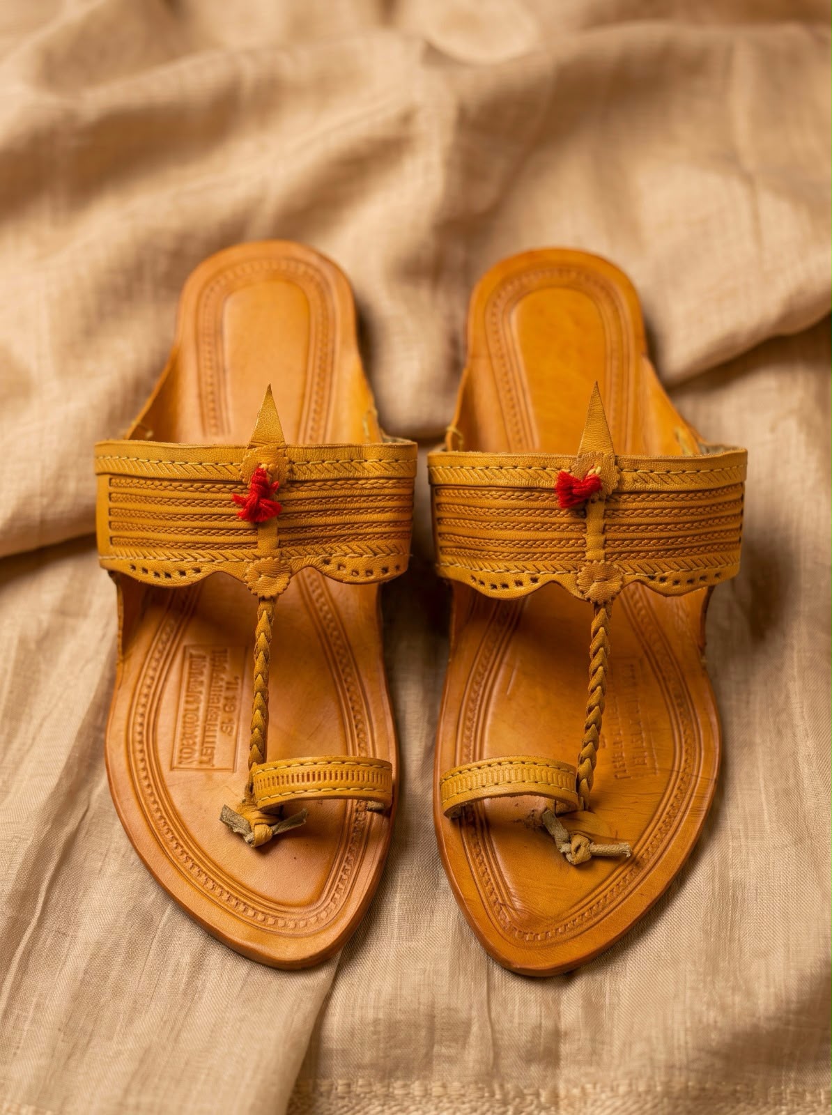 TANNED KOLHAPURI