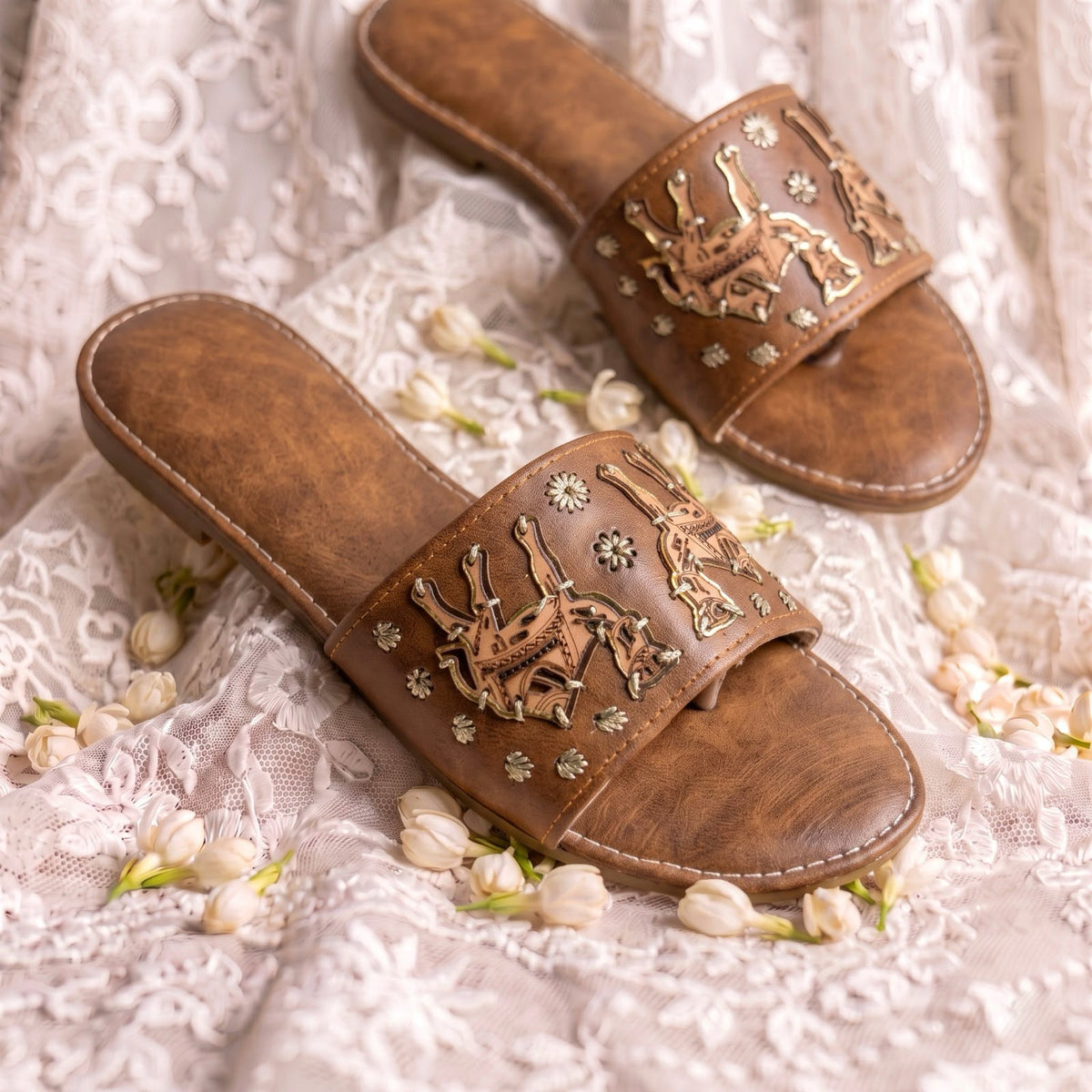 BROWN CAMEL SLIPPERS