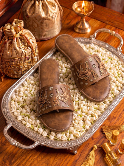 BROWN CAMEL SLIPPERS